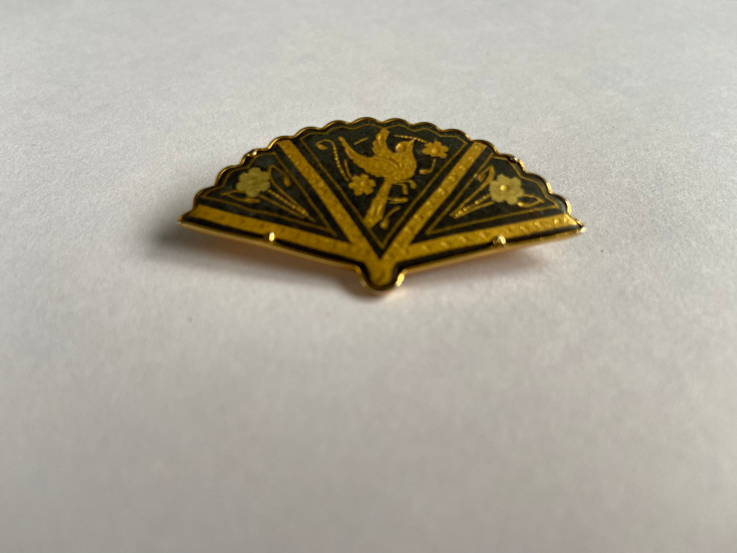 Gold&black enamel Fan brooch