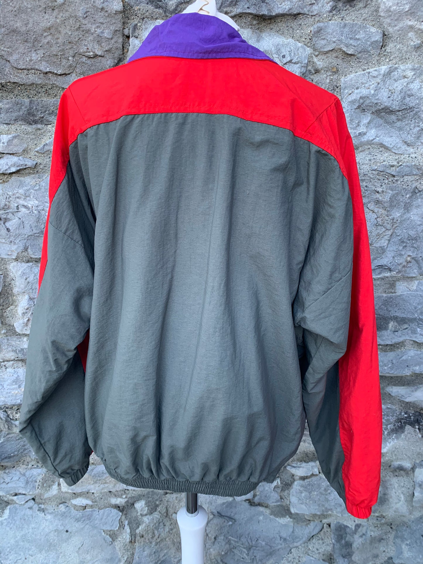 80s red&grey windbreaker   uk 12-14