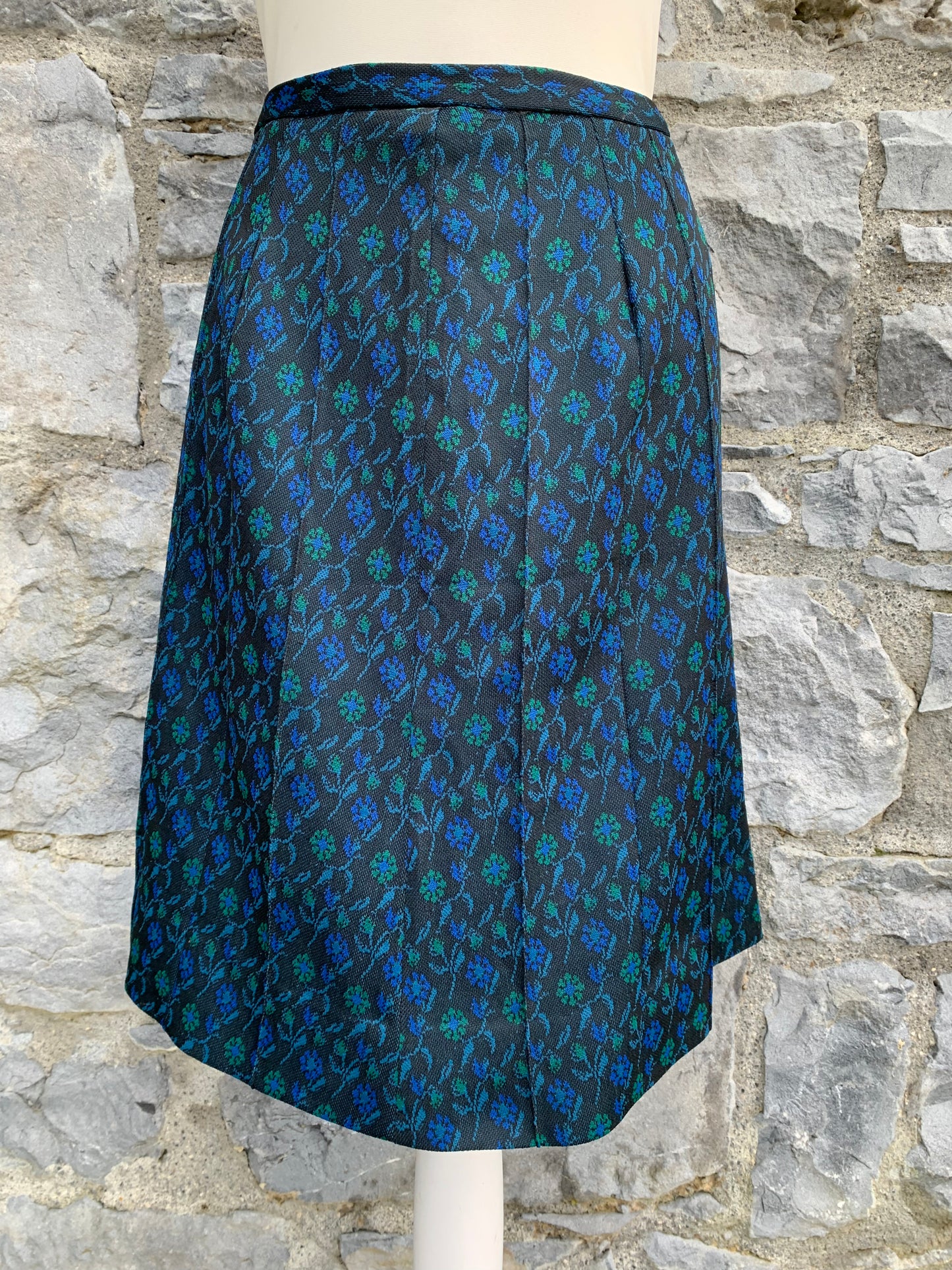 Blue flowers skirt uk 6