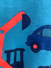 Load image into Gallery viewer, Navy cars T-shirt  18-24m (86-92cm)
