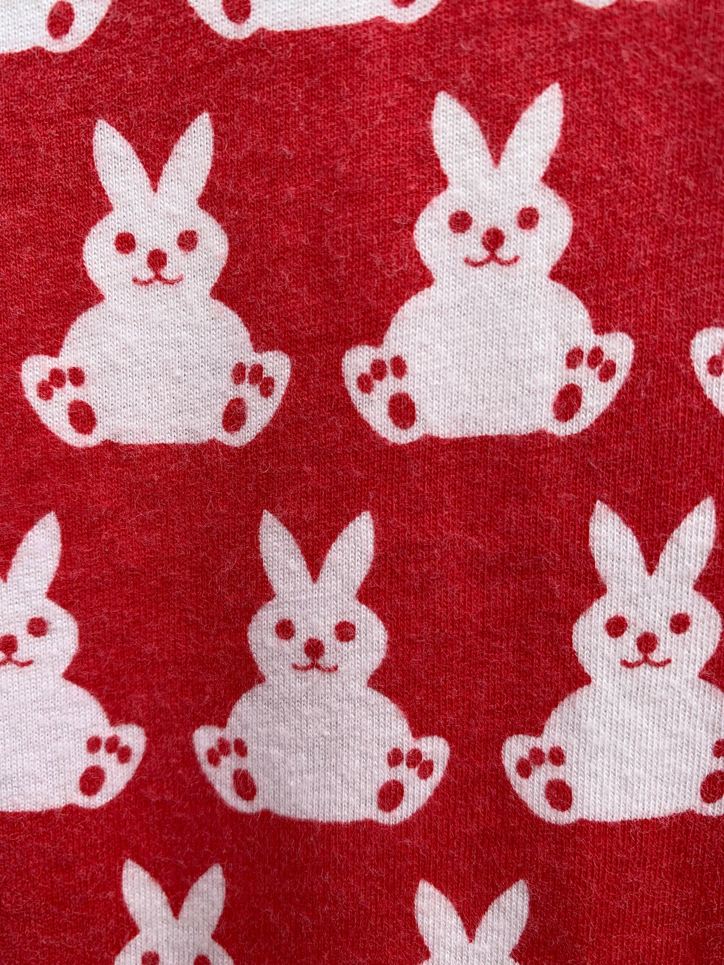 Red bunnies onesie  3-6m (62-68cm)