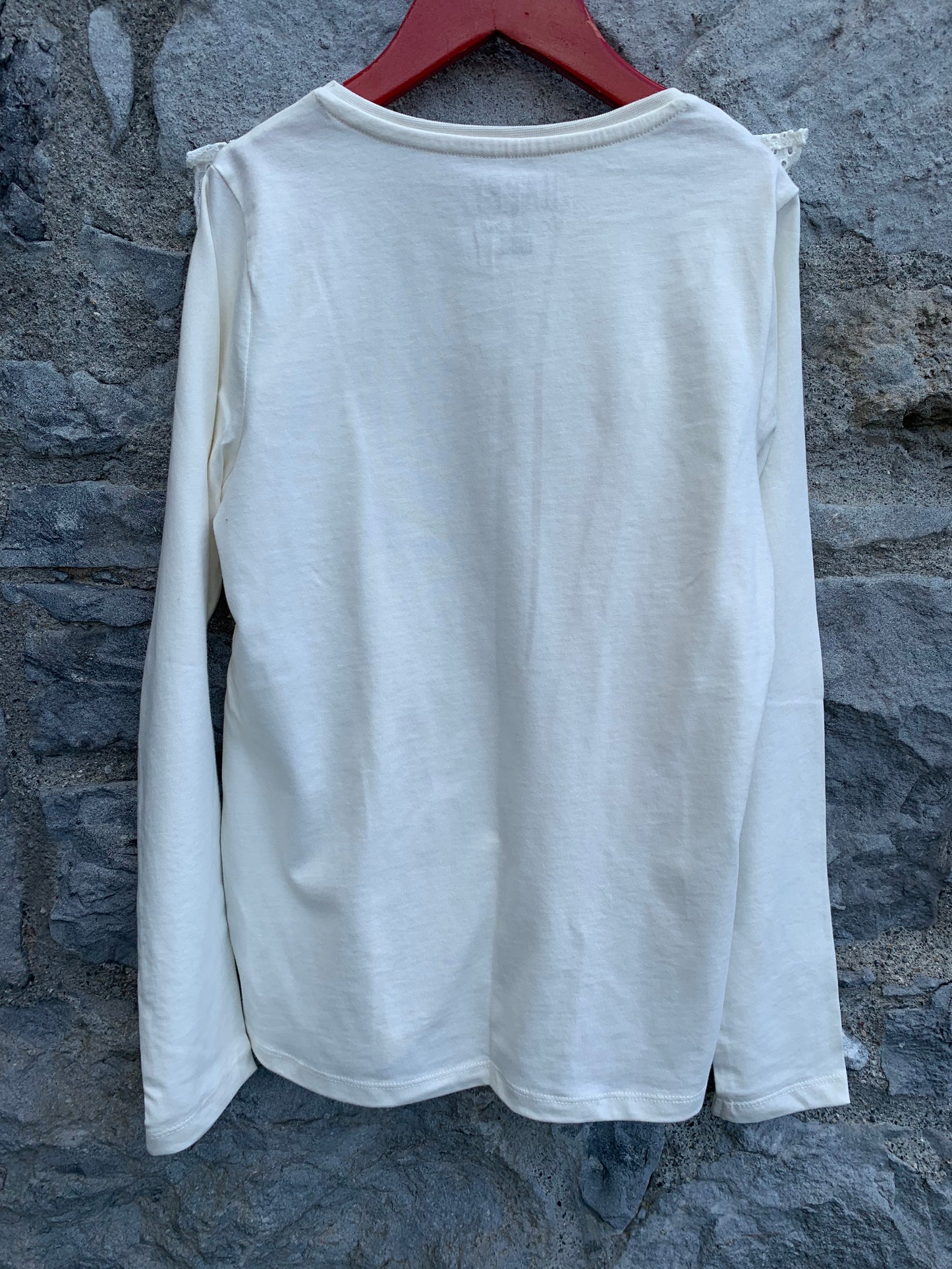 White top  9-10y (134-140cm)