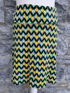 Green patterned skirt   uk 8-10