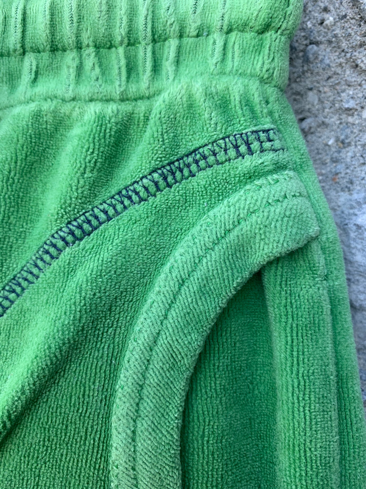 Green velour pants   9-12m (74-80cm)