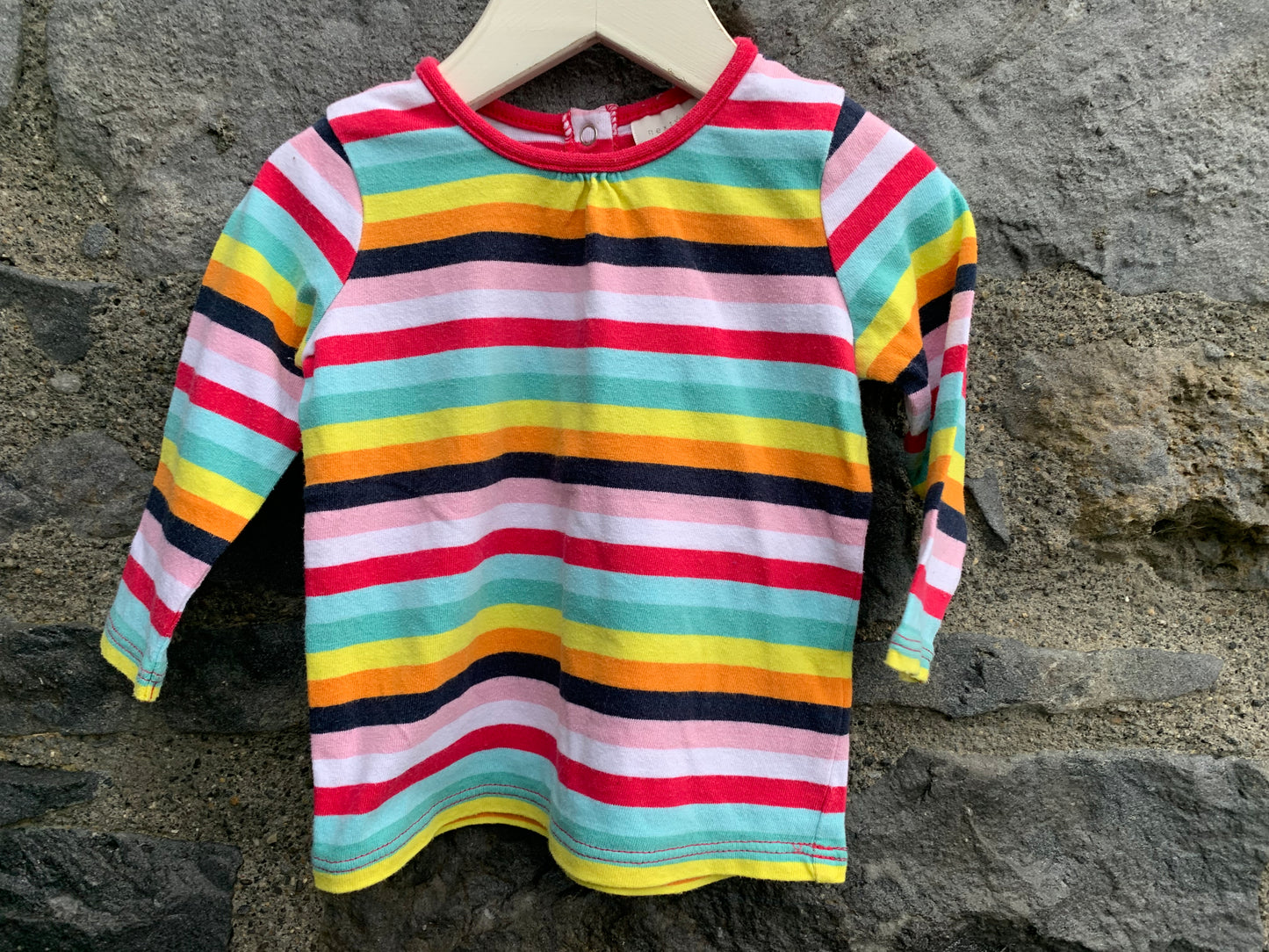 Rainbow stripes top  0-3m (56-62cm)