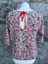Load image into Gallery viewer, Floral top   uk 10

