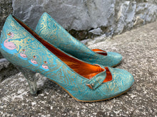 Load image into Gallery viewer, Irregular choice swans shoes   uk 6.5 (eu 40)
