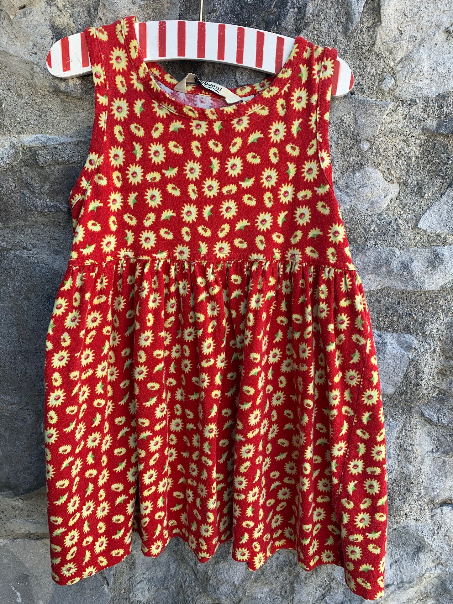 Vintage floral dress    3-4y (98-104cm)