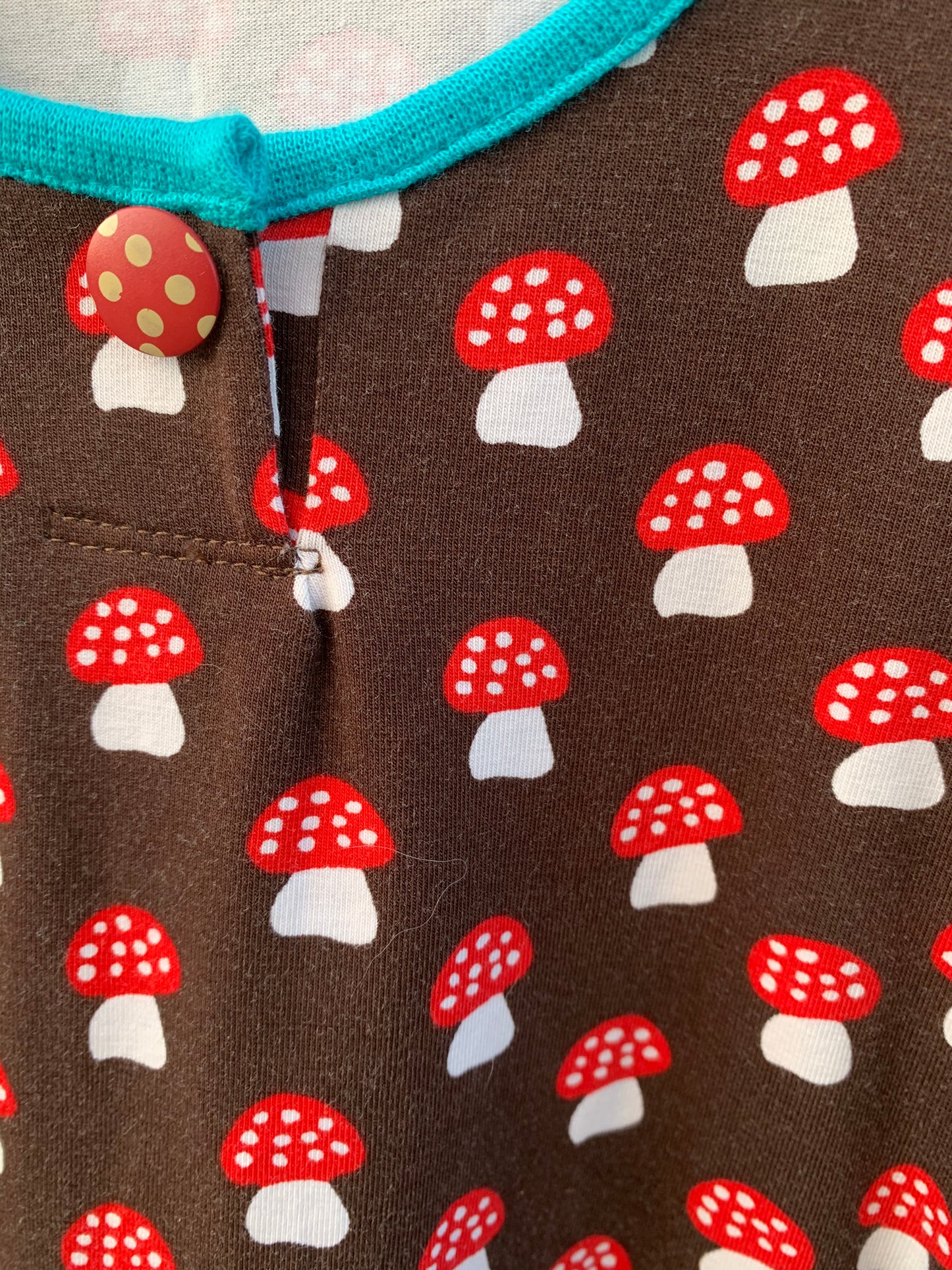 Mushroom pinafore  6-7y (116-122cm)