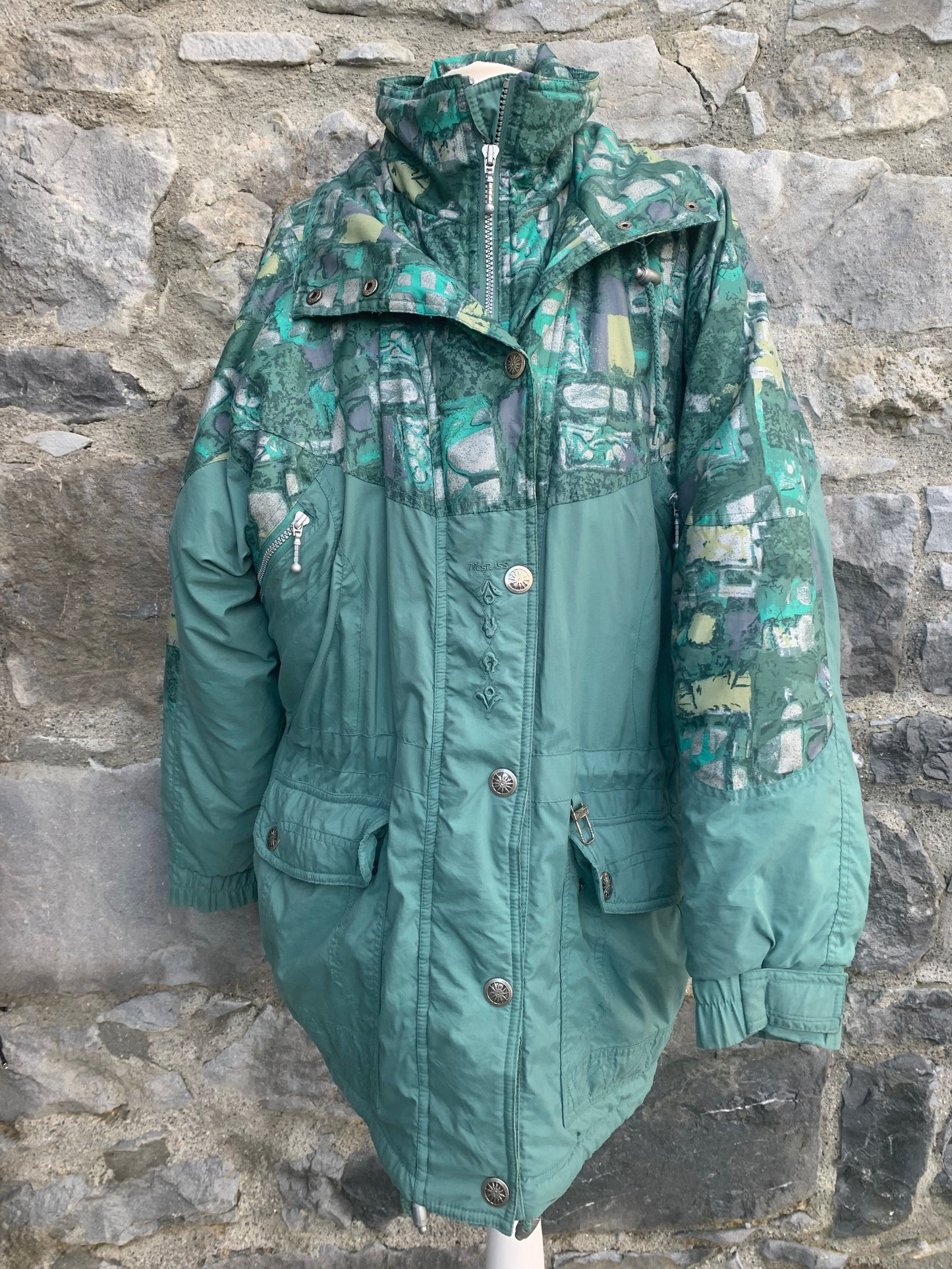 Green ski jacket Medium