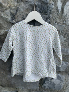 White top with flowers   3-6m (62-68cm)