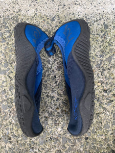 Water shoes   uk 4 (eu 20)