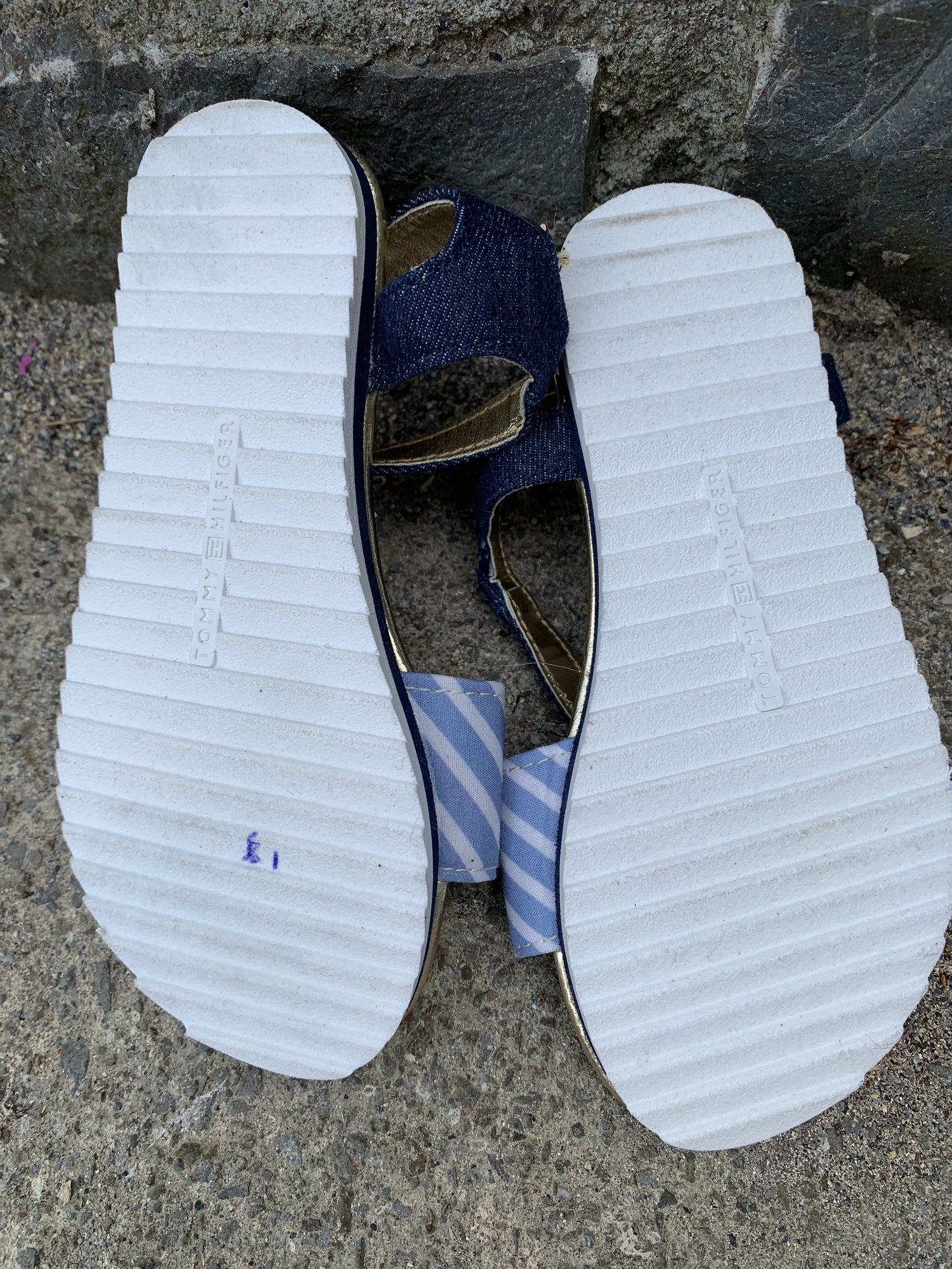 Star sandals  uk 8.5 (eu 26)