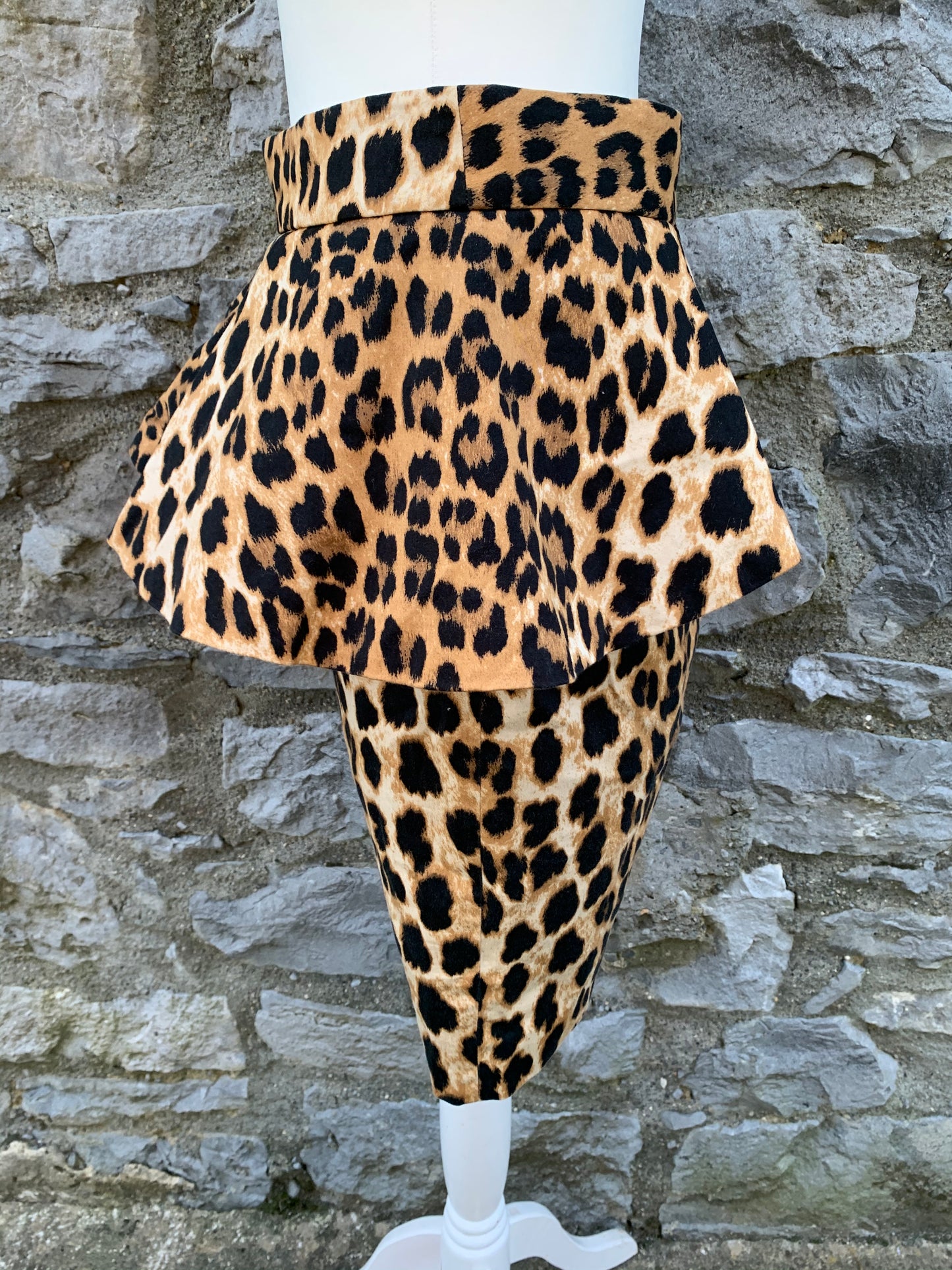 Leopard skirt   uk 12