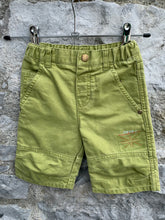 Load image into Gallery viewer, Green shorts   12-18m (80-86cm)
