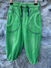 Load image into Gallery viewer, Green velour pants   9-12m (74-80cm)
