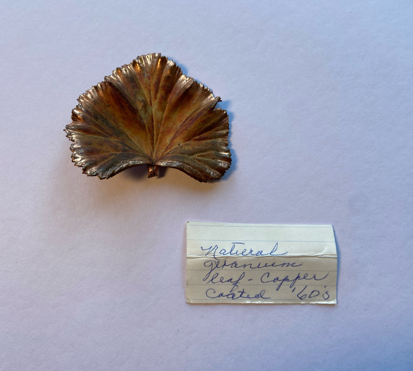 60s Copper geranium leaf