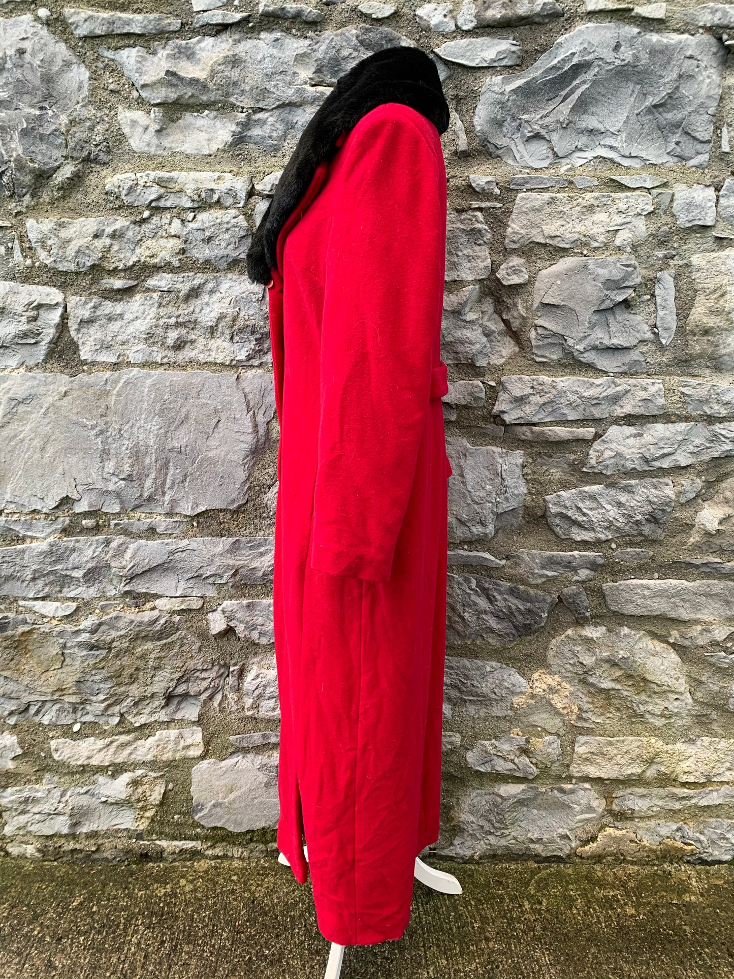 Red maxi coat with faux fur collar uk 10