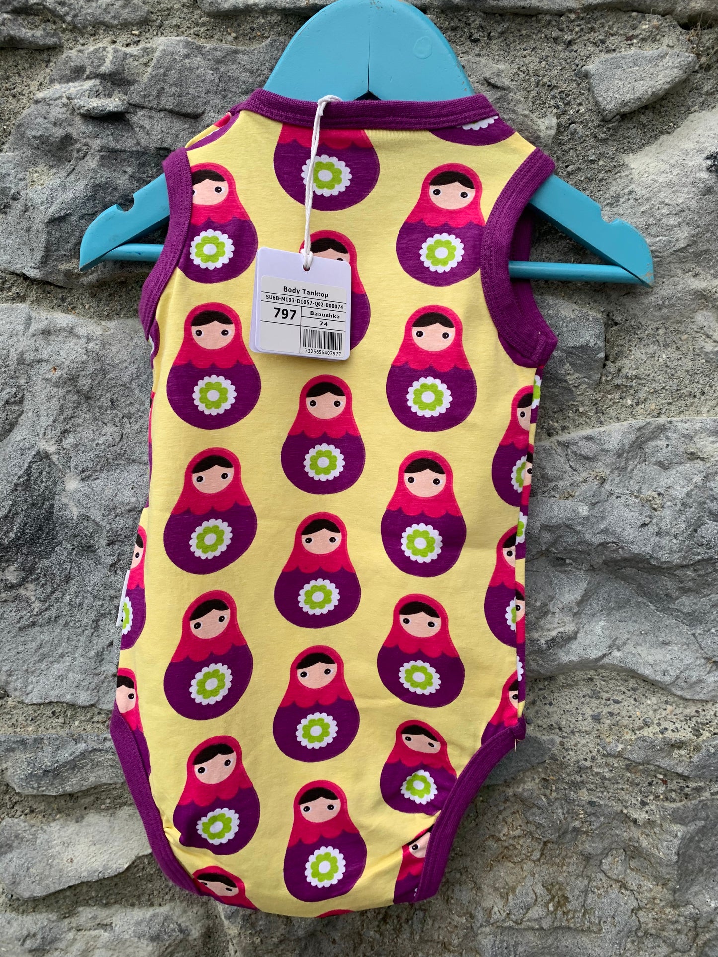 Russian dolls vest   9m (74cm)