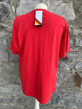Load image into Gallery viewer, Red T-shirt    Medium
