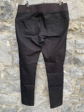 Load image into Gallery viewer, Black maternity jeans  uk 14
