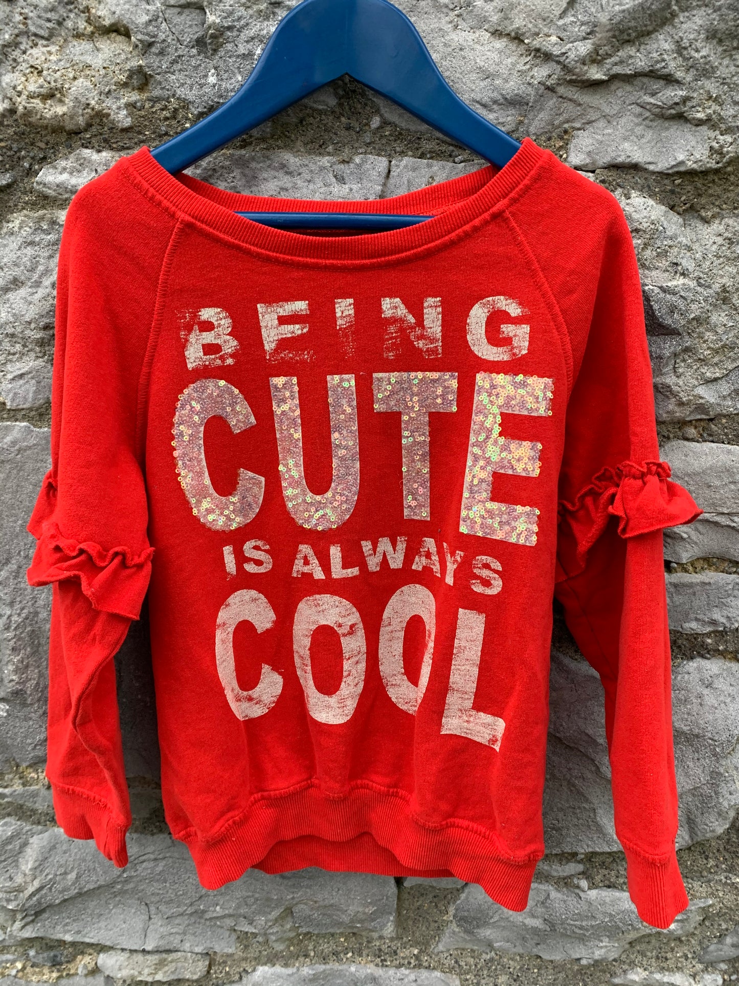 Red Cute sweatshirt    7y (122cm)