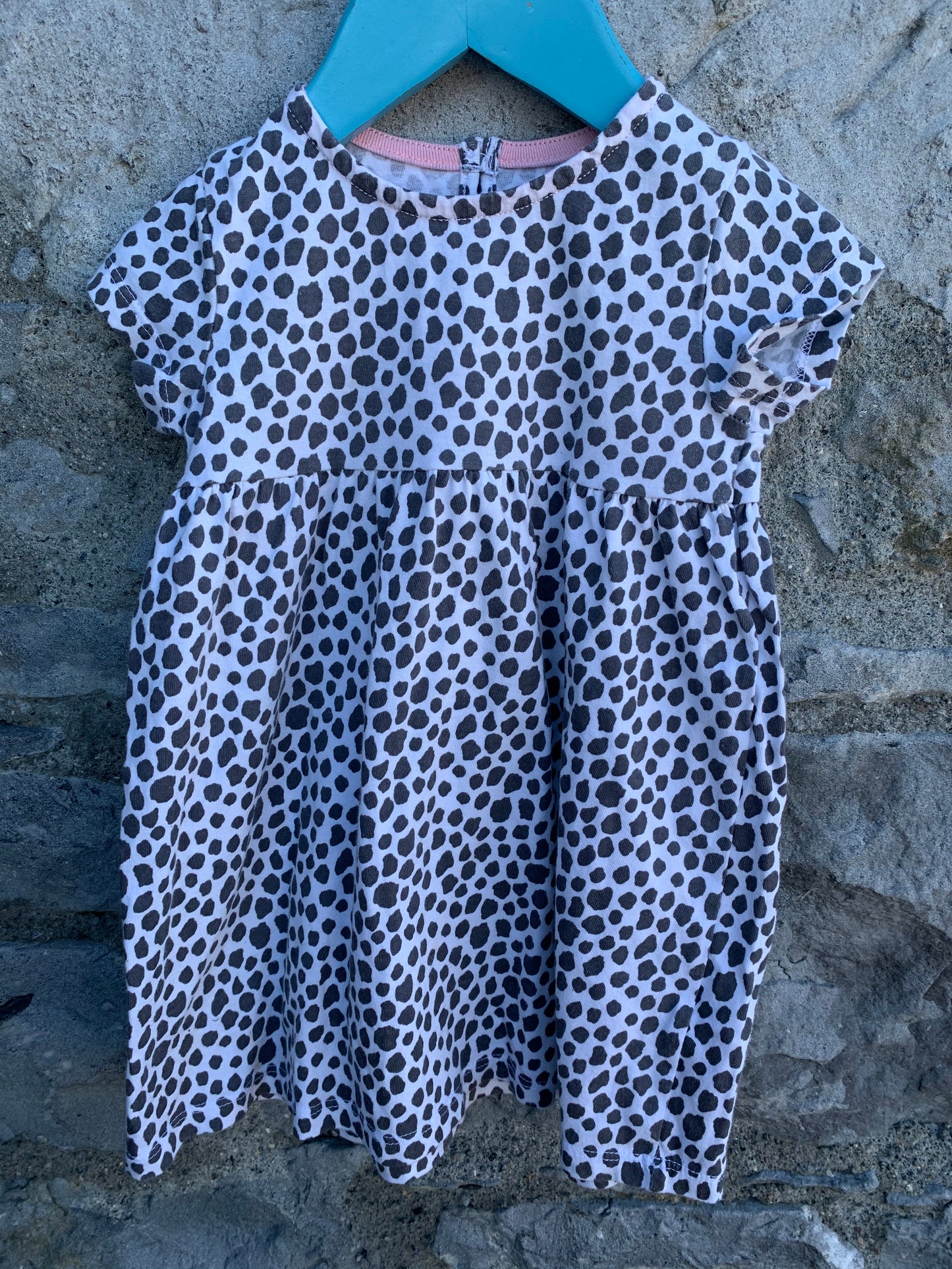 Small patches dress   12-18m (80-86cm)