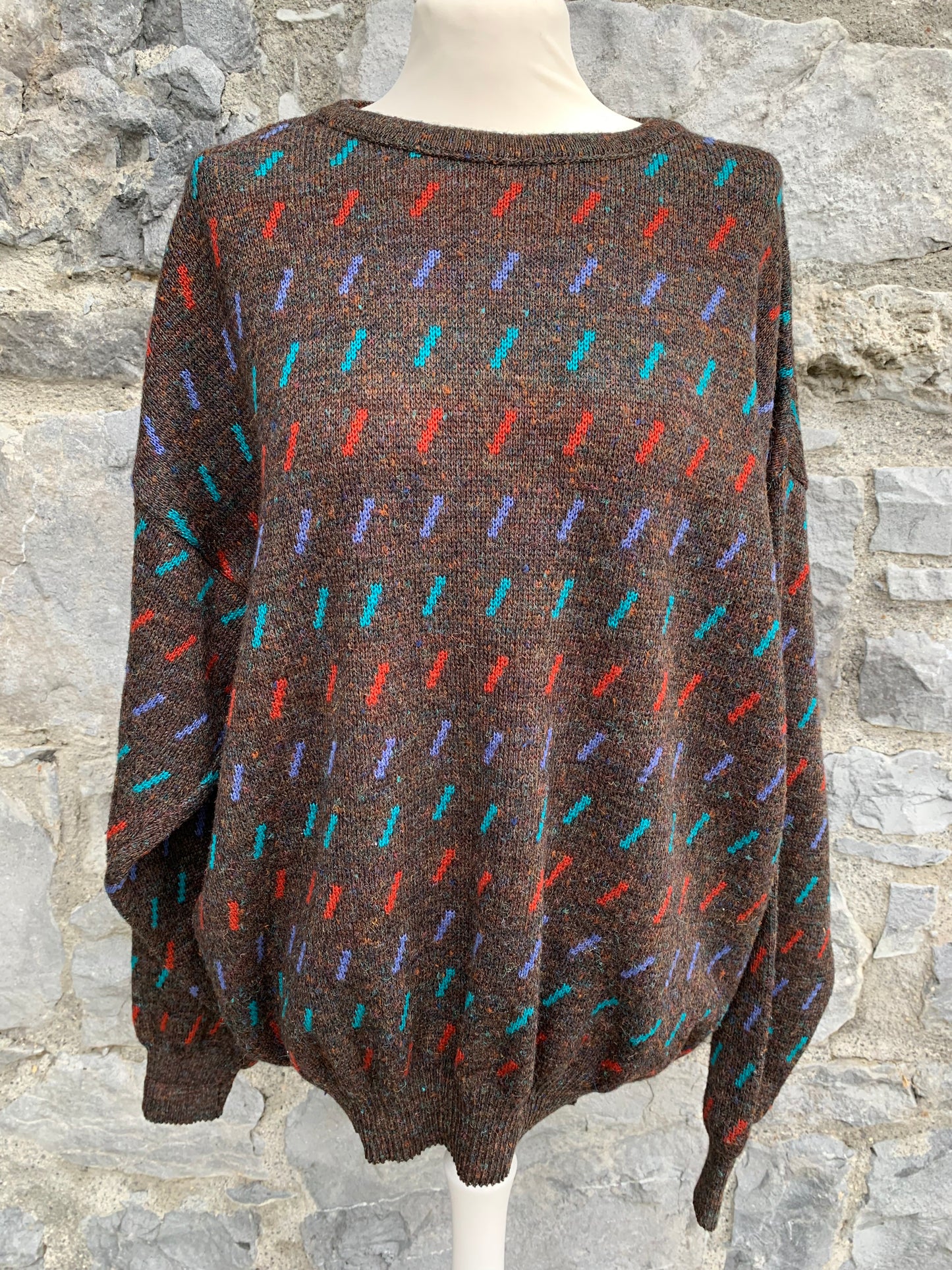 Zalaz brown jumper with color lines  Large