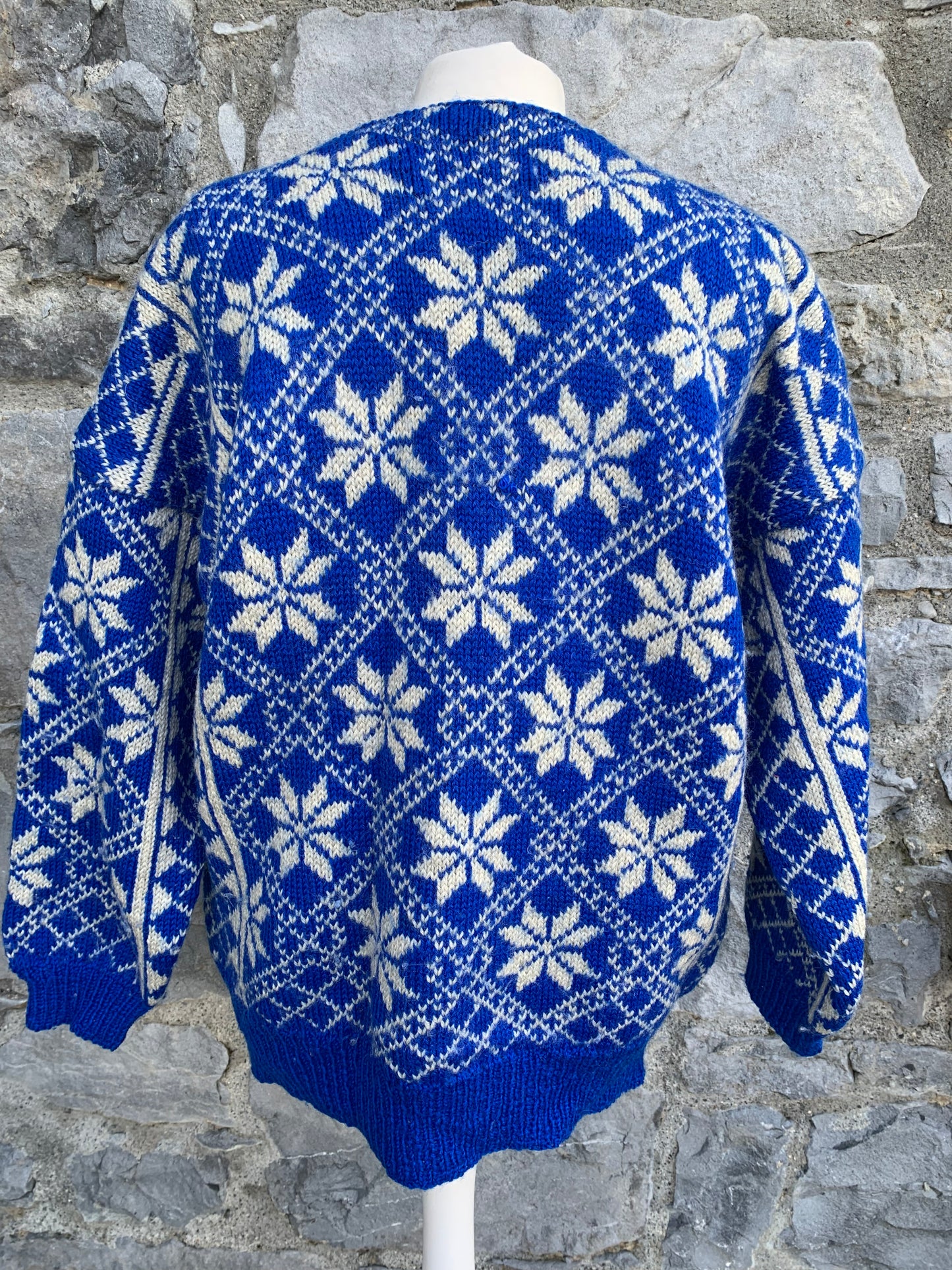 Snowflakes blue jumper uk 12-14