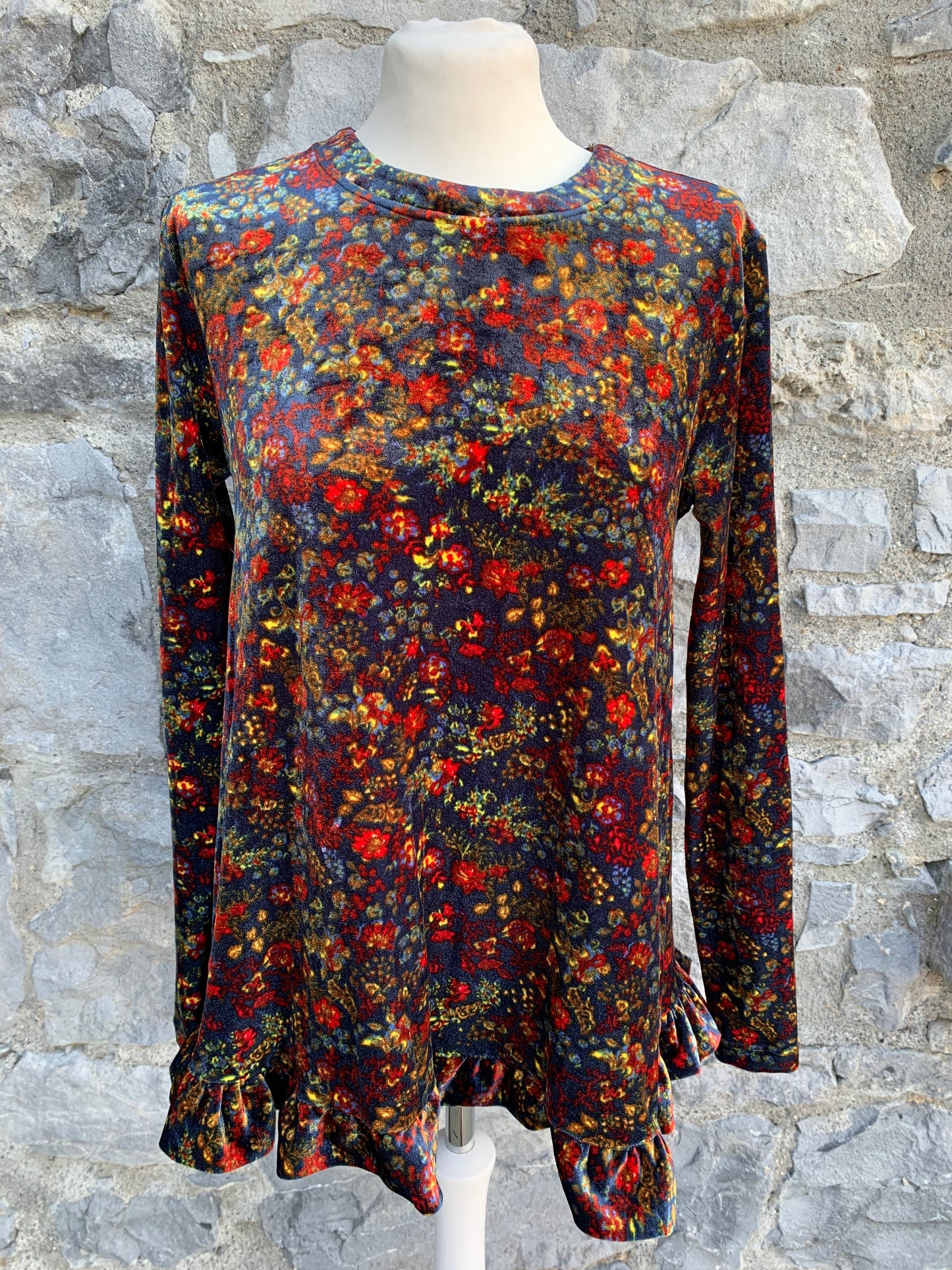 Velvet floral top  uk 8-10