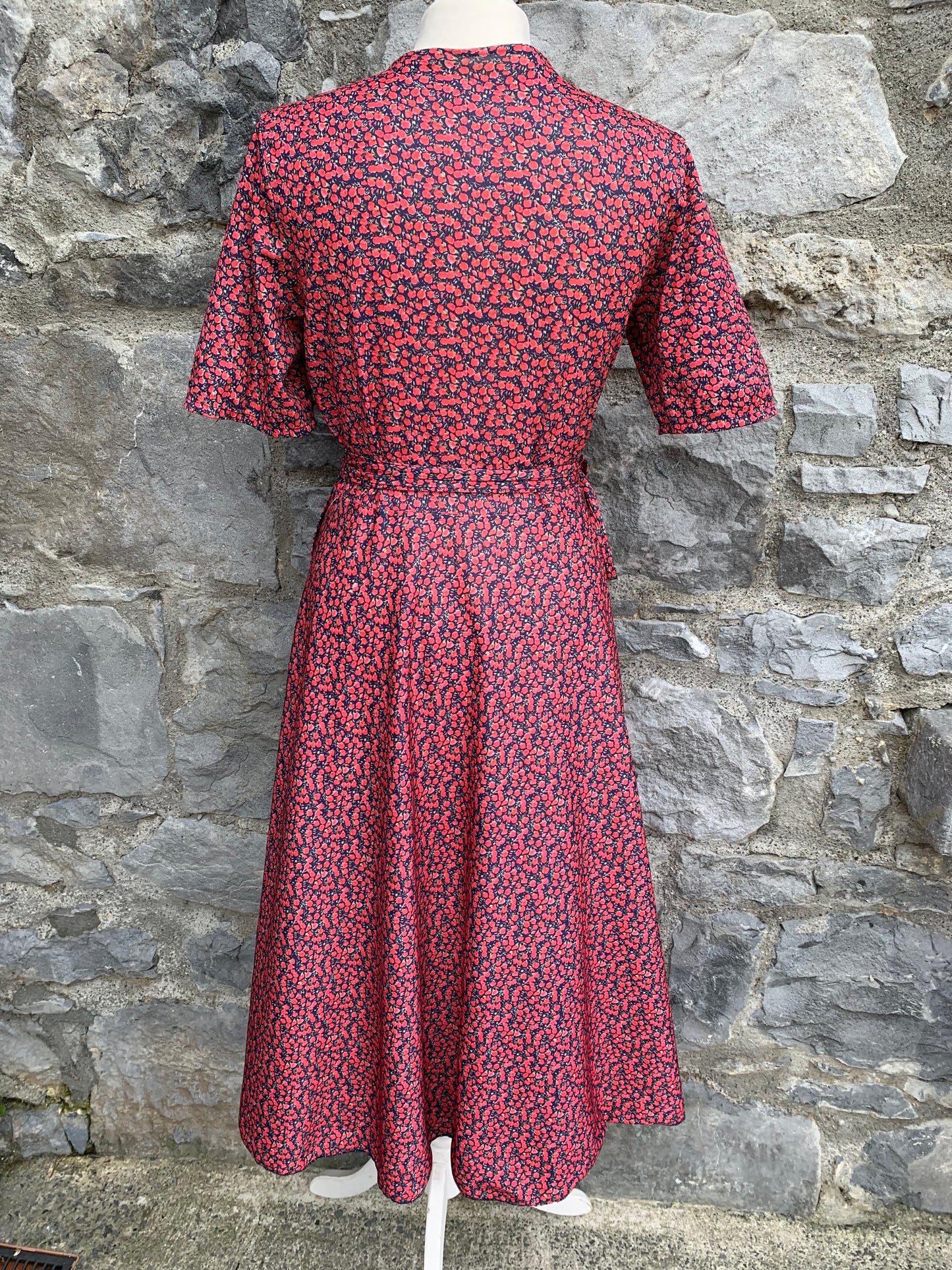 Red flowers wrap dress   uk 10-12