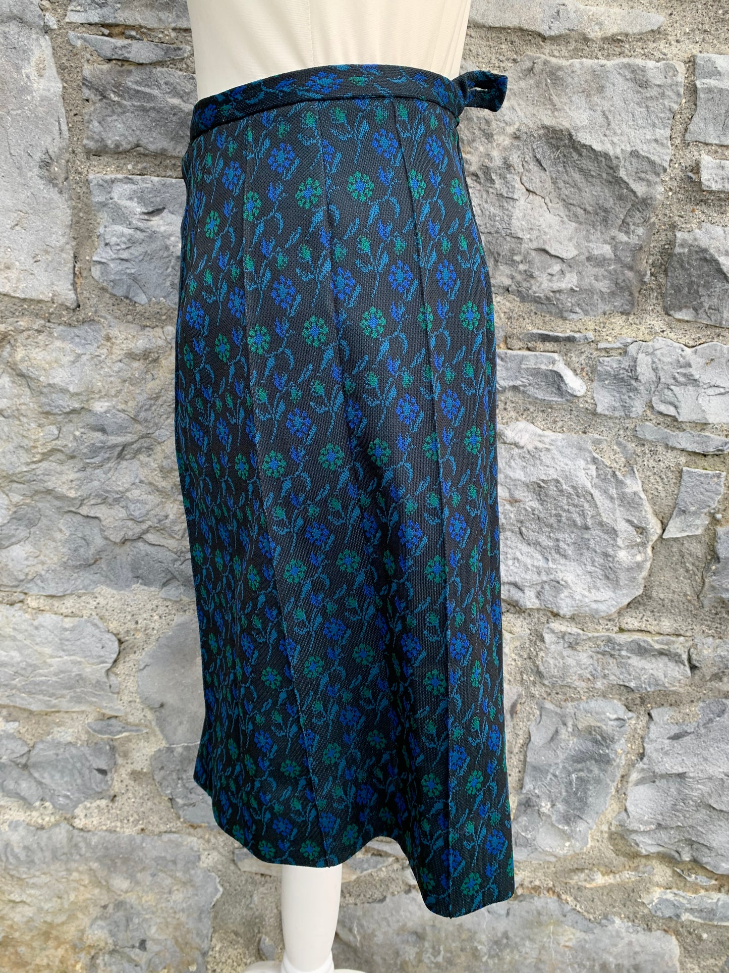 Blue flowers skirt uk 6