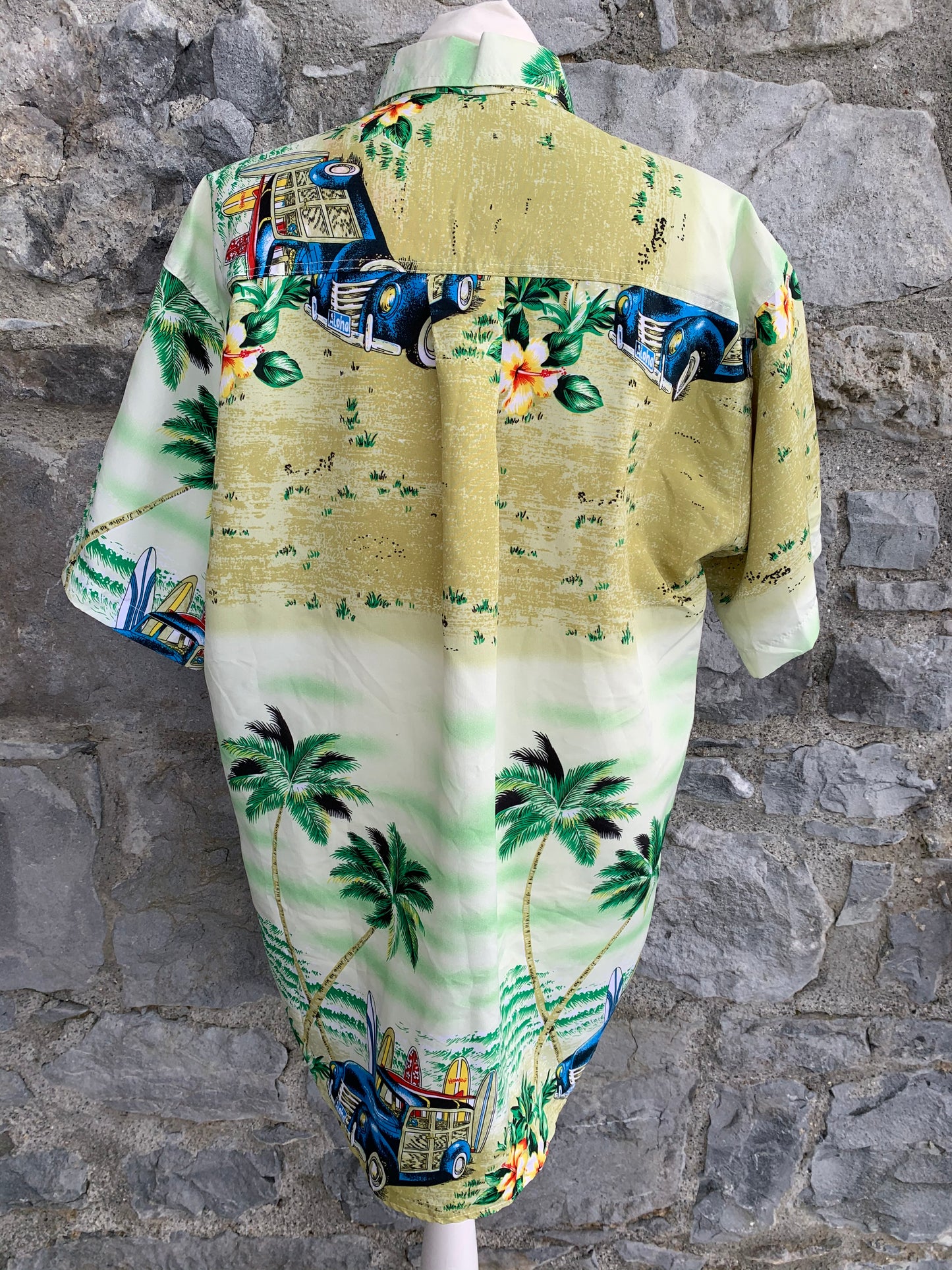 KCL Hawaiian shirt with surf boards  M/L