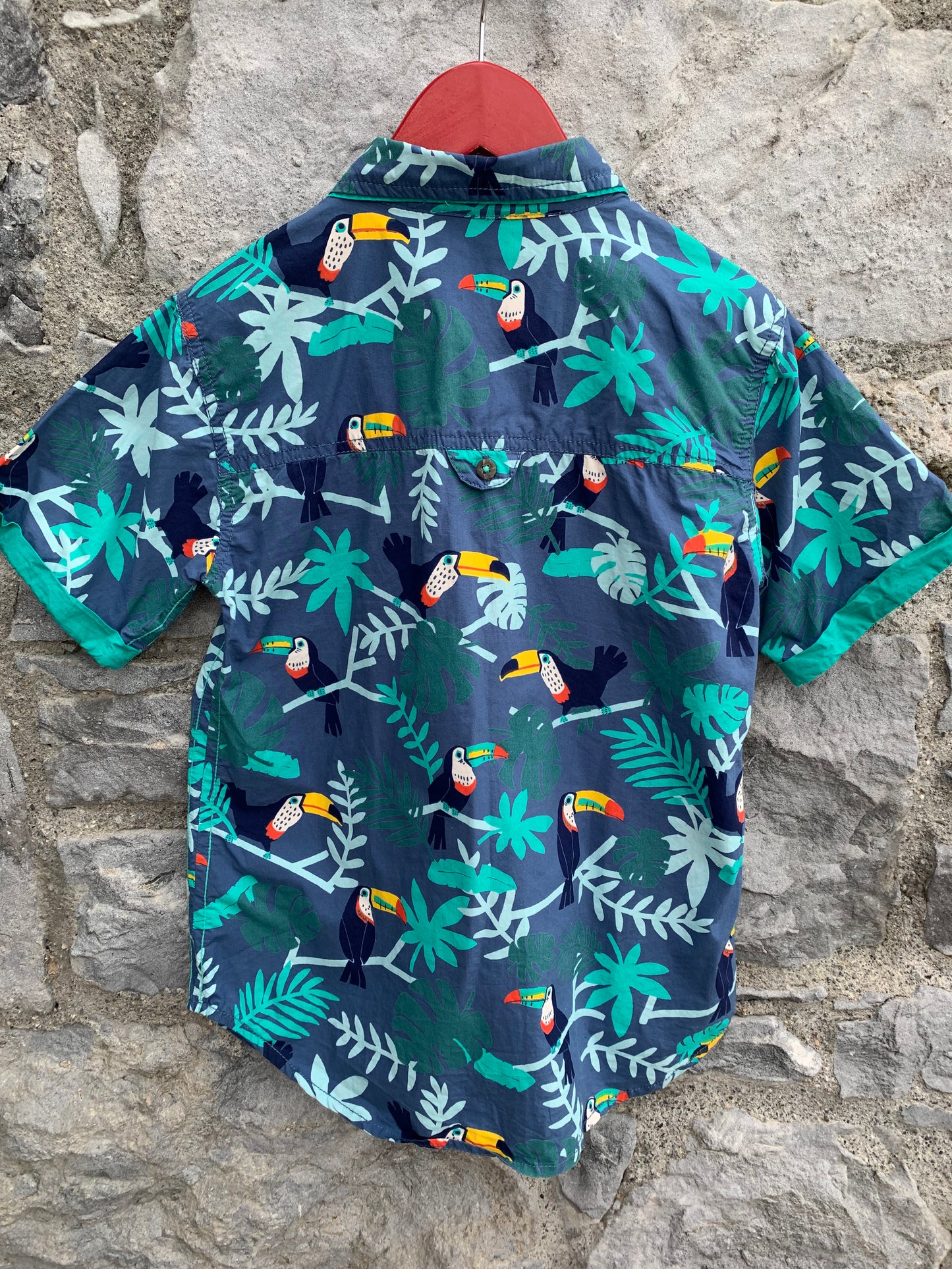 Tucan shirt  7-8y (122-128cm)