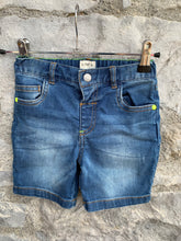 Load image into Gallery viewer, Denim shorts   3-4y (98-104cm)
