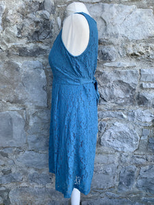Blue lace maternity dress   8-10