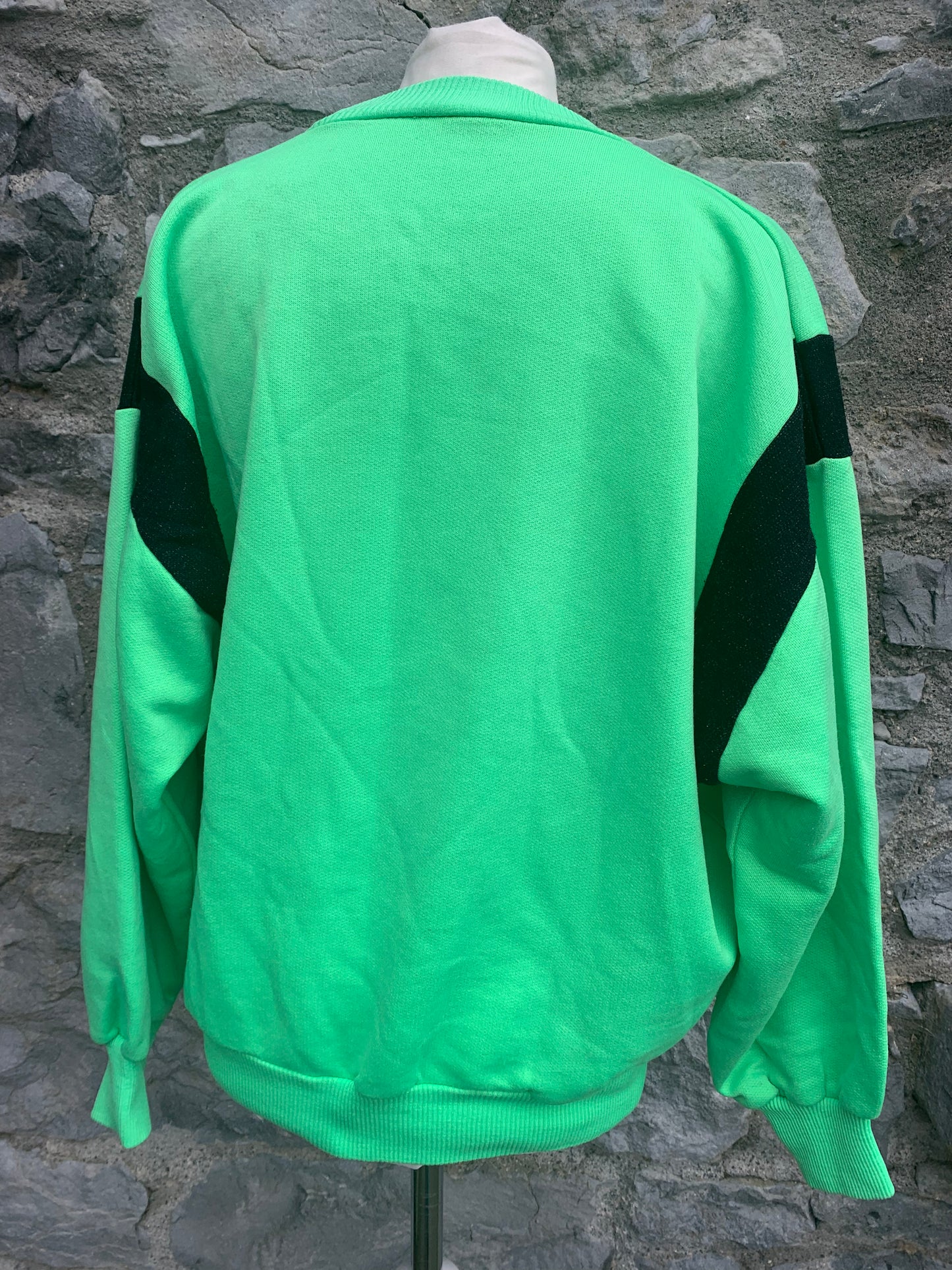 Action neon sweatshirt  uk 14