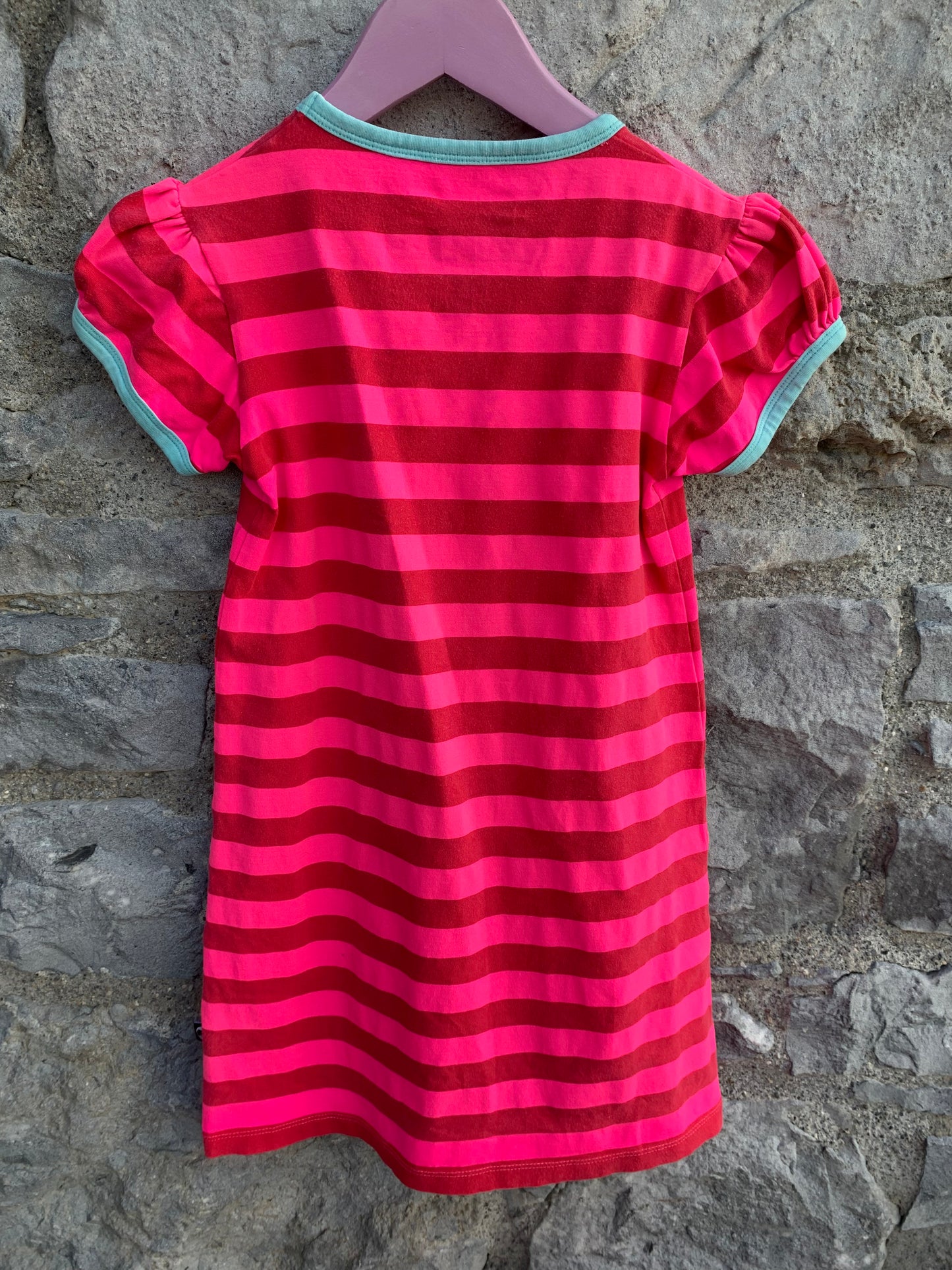 Stripy pink dress  5-6y (110-116cm)