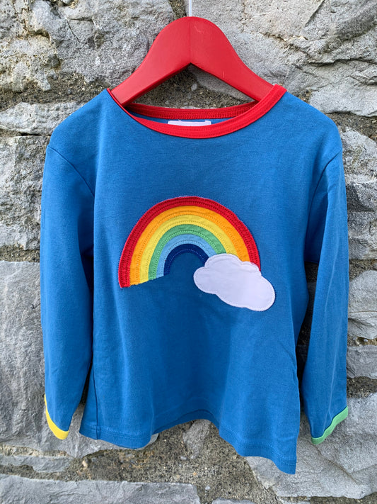 TT top with rainbow   5y (110cm)