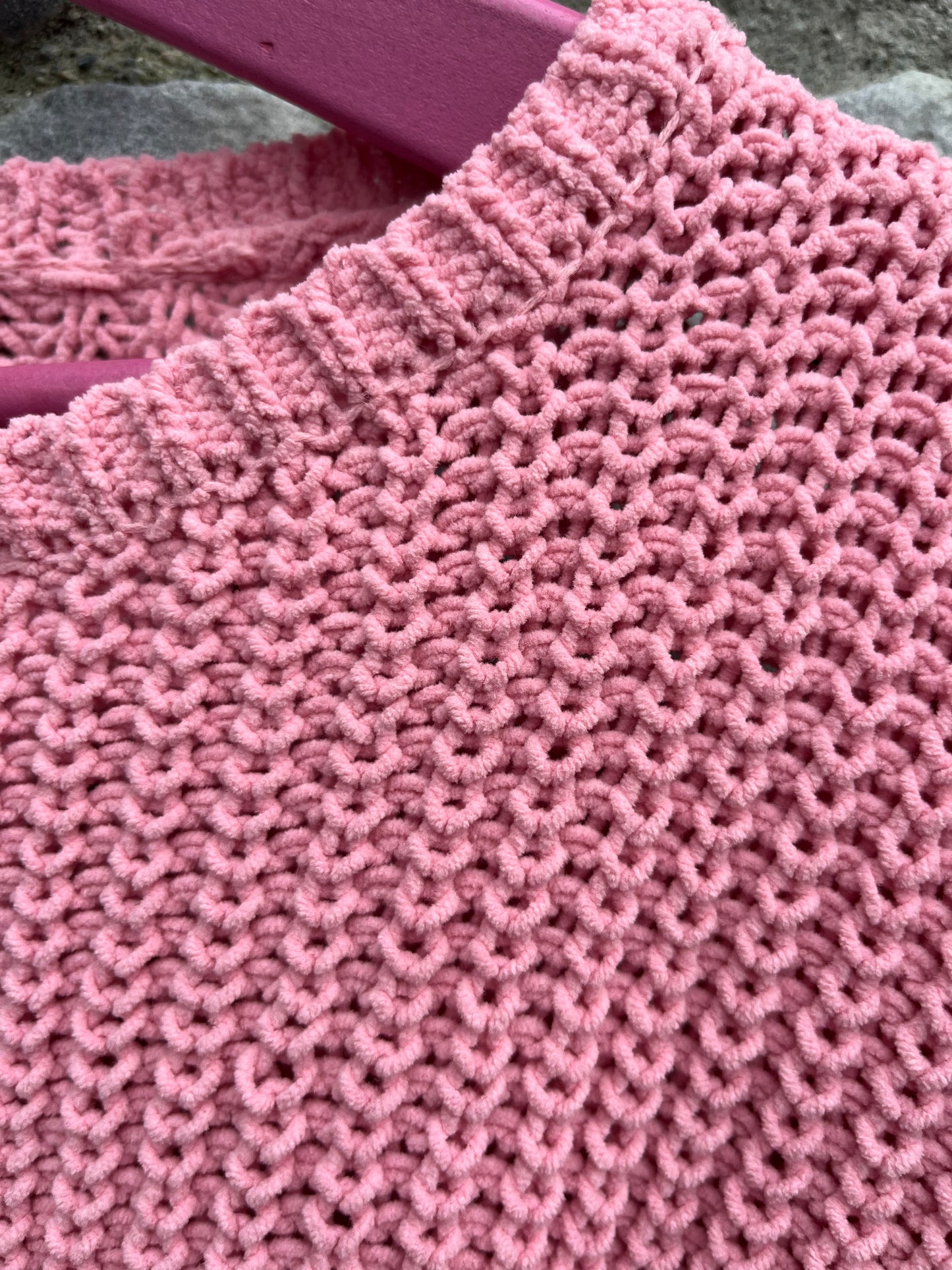 Pink jumper   9-10y (134-140cm)