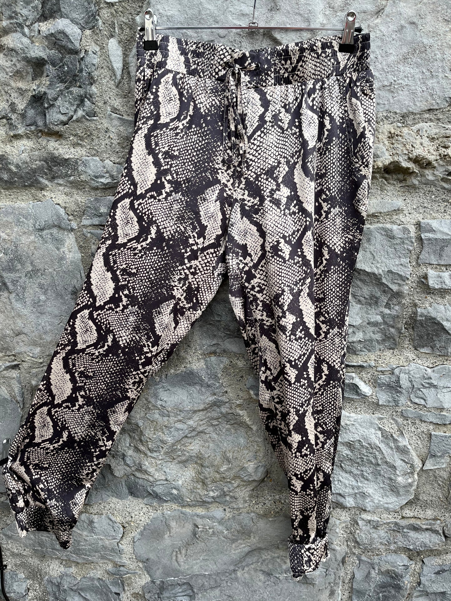 Snakeskin light pants  uk 12-14