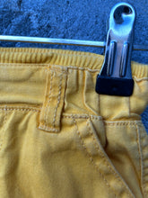 Load image into Gallery viewer, Yellow shorts 9-12m (74-80cm)
