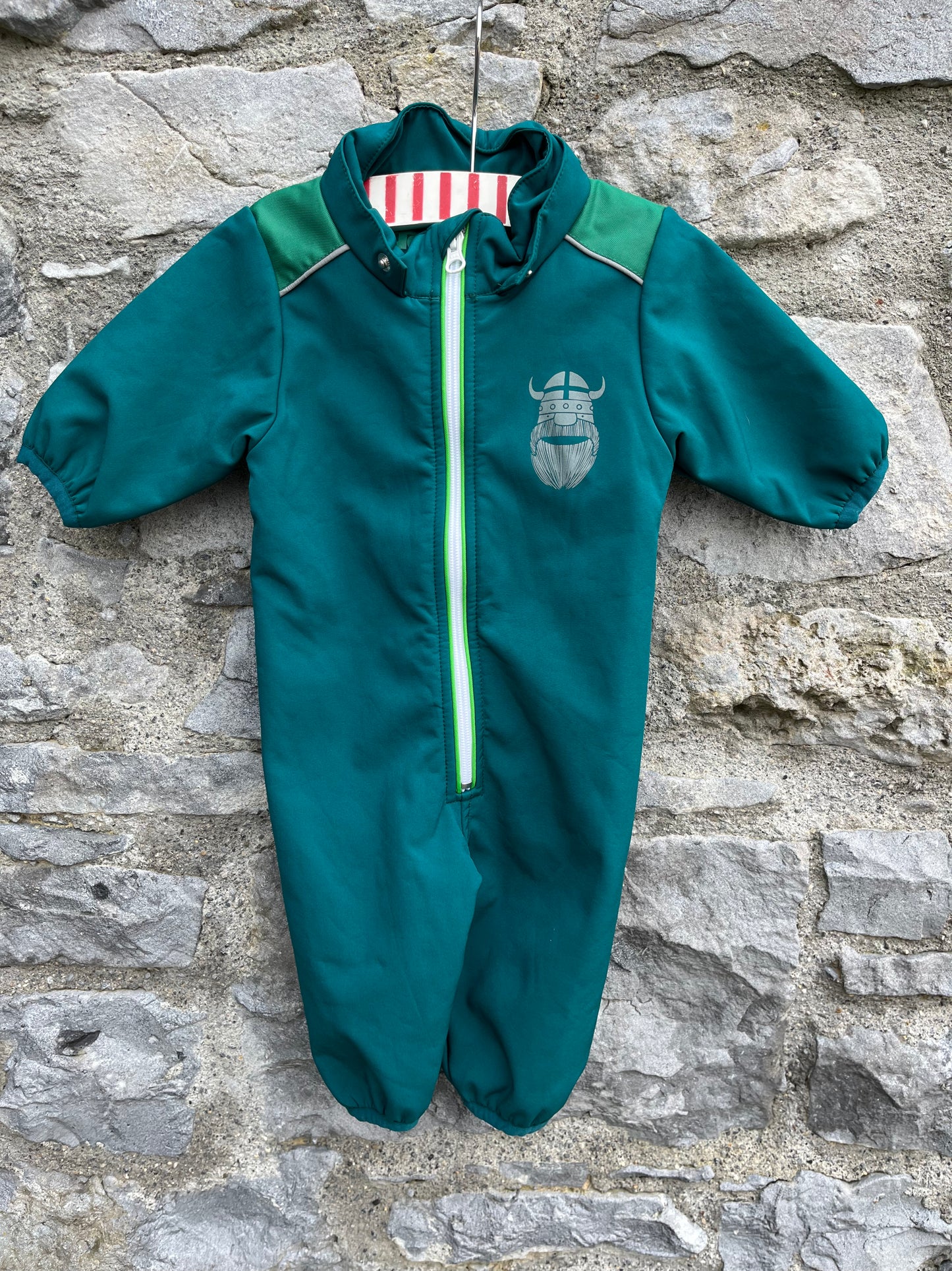 Green softshell suit  6m (68cm)