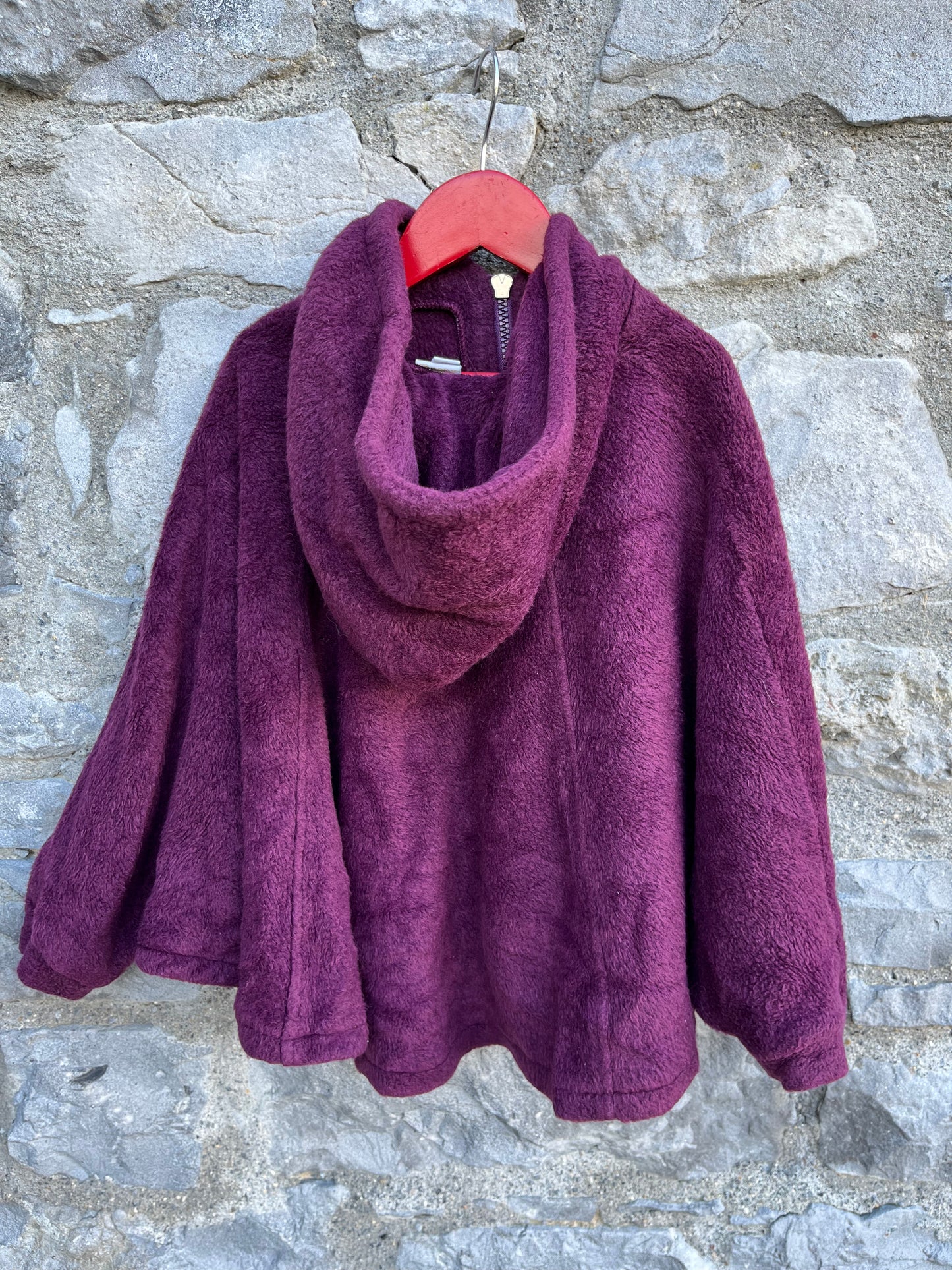 Maroon fleece poncho  4y (104cm)