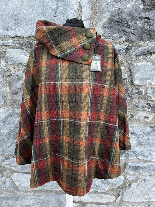 Tartan poncho with a hat