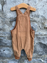 Load image into Gallery viewer, Teddy bear dungarees  3-6m (62-68cm)
