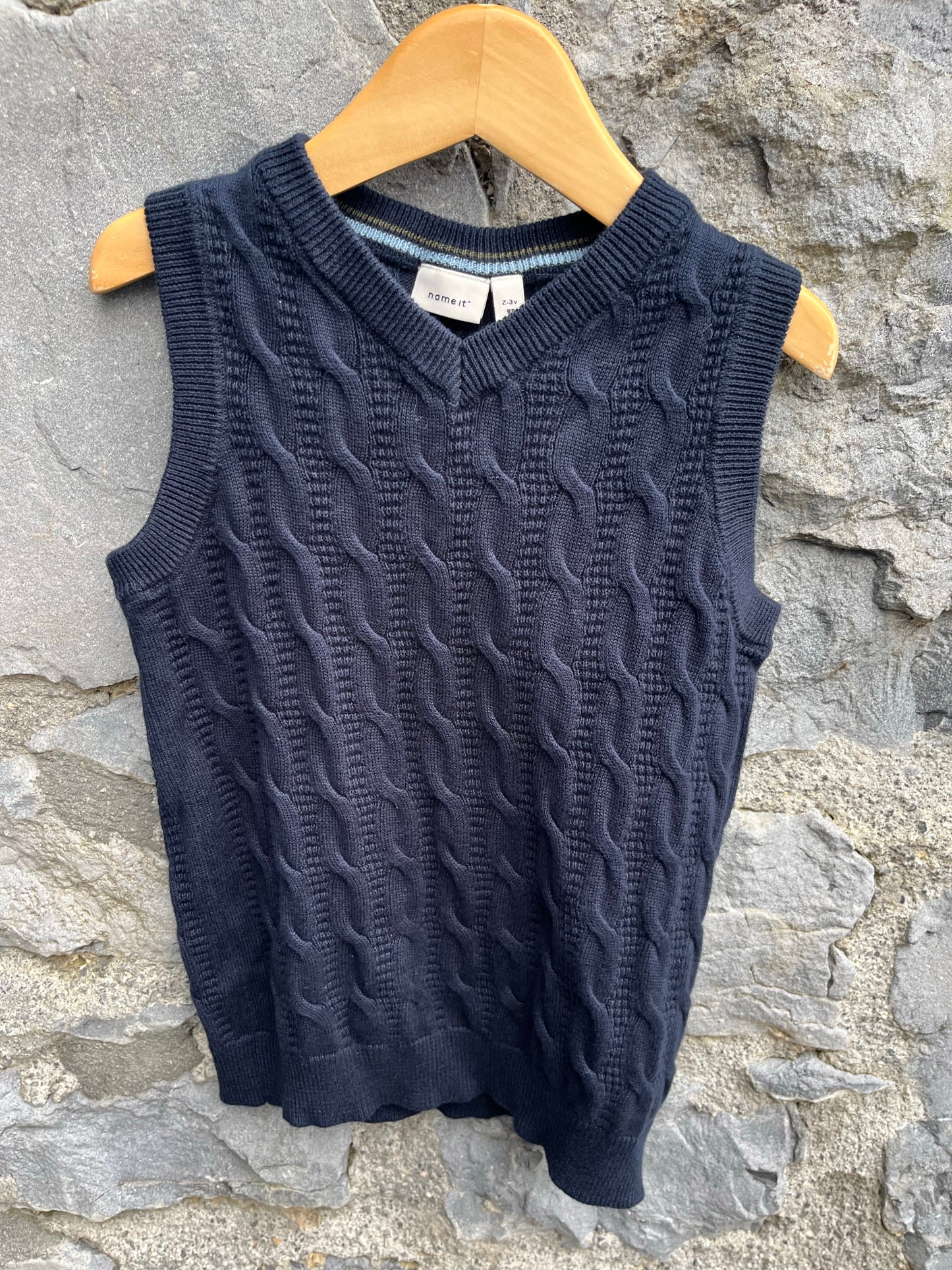 Navy gilet   2-3y (92-98cm)