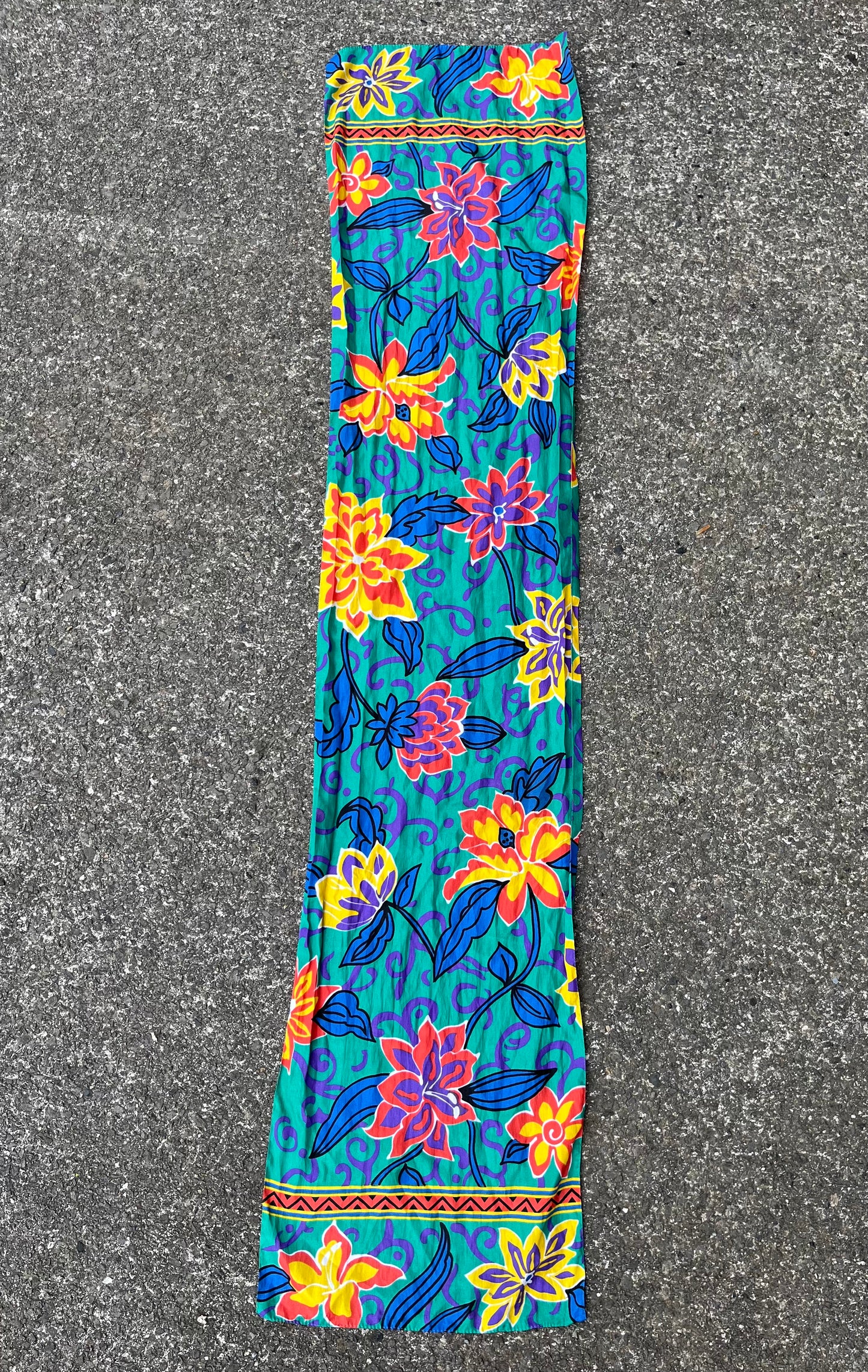 Tropical flowers scarf