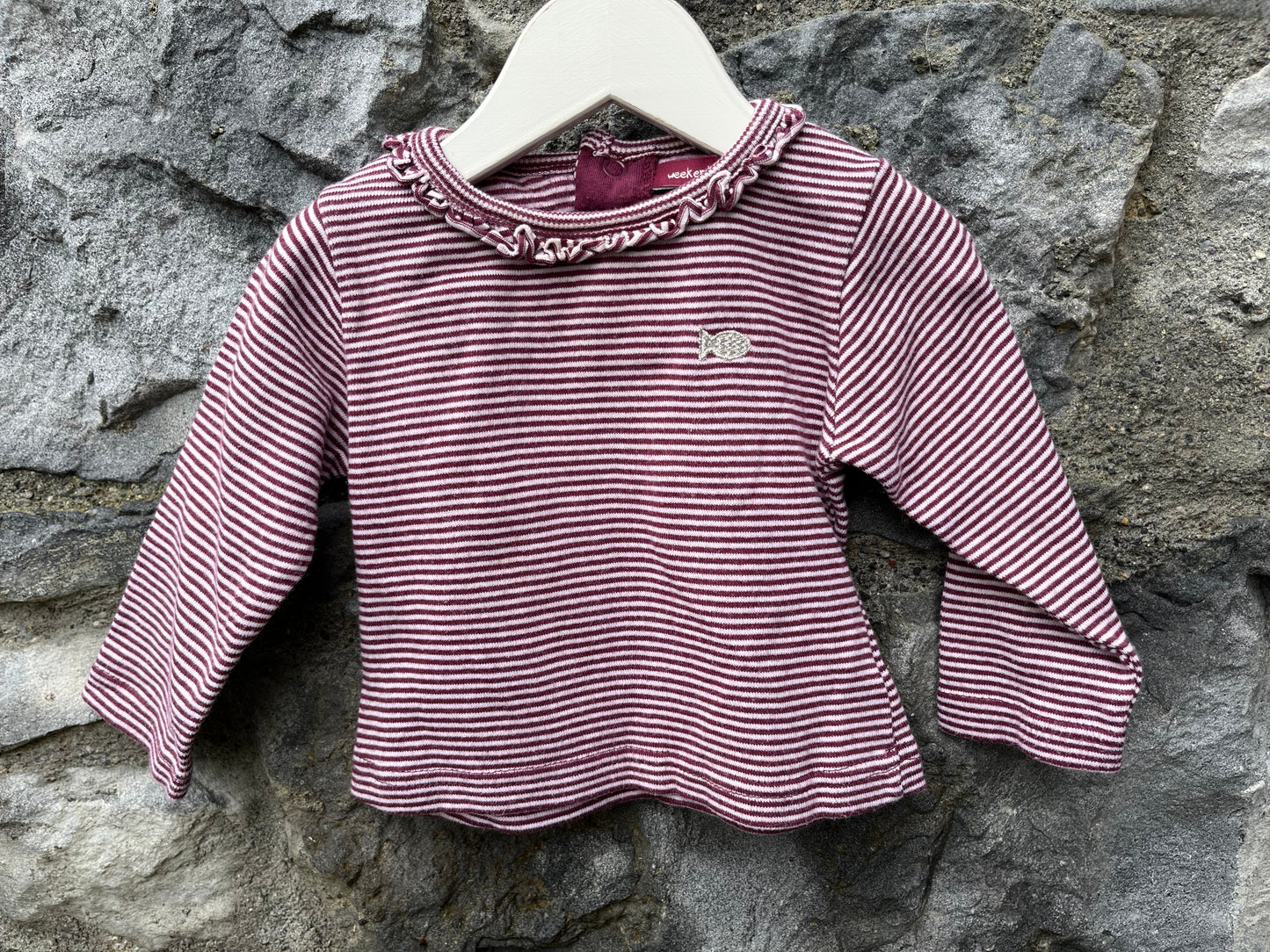 Maroon stripy top  3-6m (62-68cm)