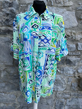 Load image into Gallery viewer, 80s green geometric shirt Small
